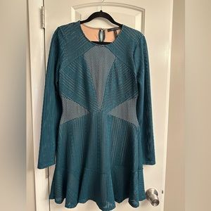 BCBGMaxAzira Women’s Dress Long-Sleeve Size M